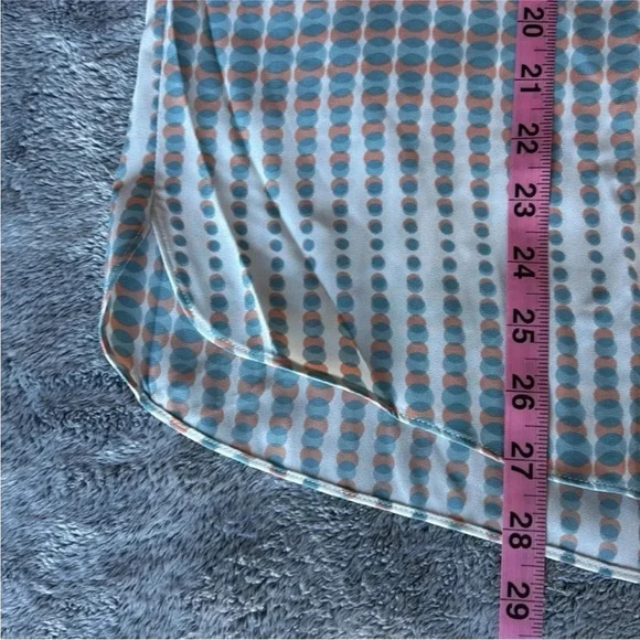 NYDJ Print Sleeveless Pleat Back Top in Azure Oracle Size 2X NWT - Picture 7 of 8